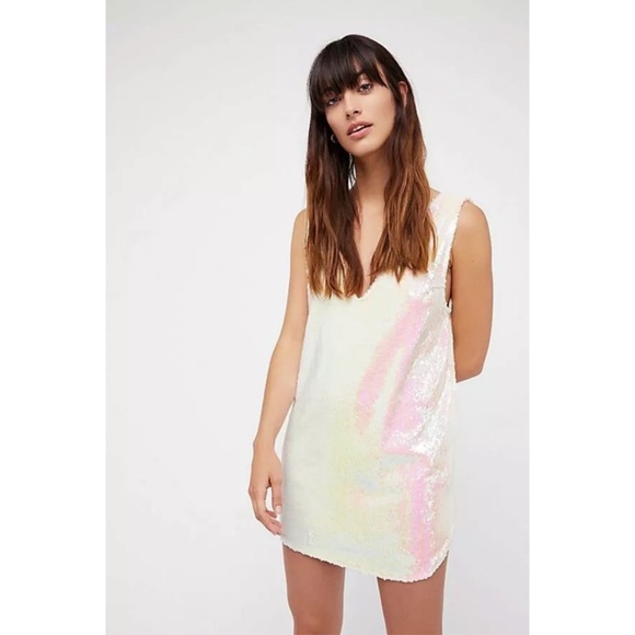 Free People Dresses & Skirts - INTIMATELY FREE PEOPLE WHITE SEQUIN SLIP DRESS S Free People Dresses & Skirts - INTIMATELY FREE PEOPLE WHITE SEQUIN SLIP DRESS S